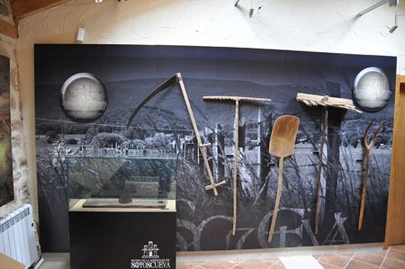 {{ $t('museo_etno')}}